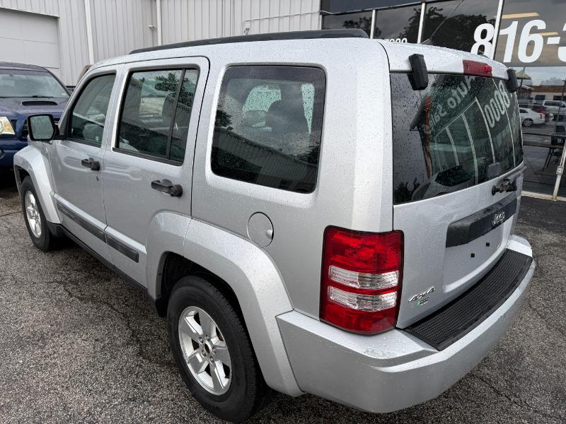 Jeep Liberty Sport 4WD 2012