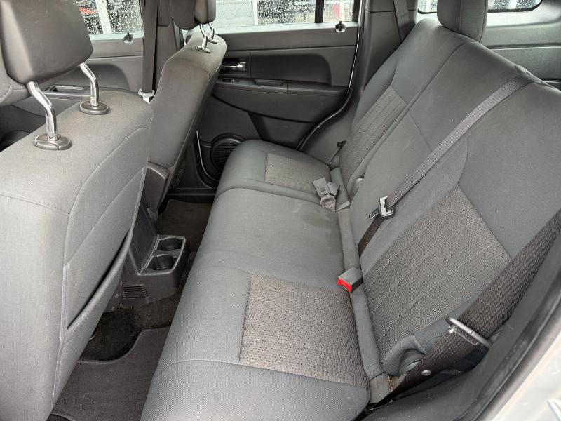 Jeep Liberty Sport 4WD 2012