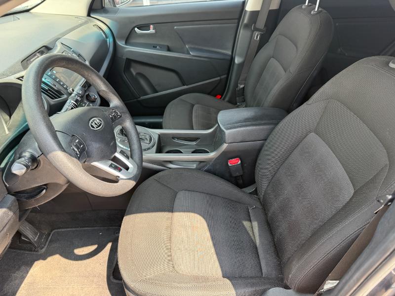 Kia Sportage LX FWD 2012