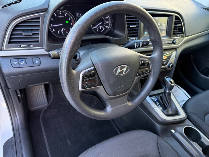 Hyundai Elantra SEL 2.0L Auto 2018