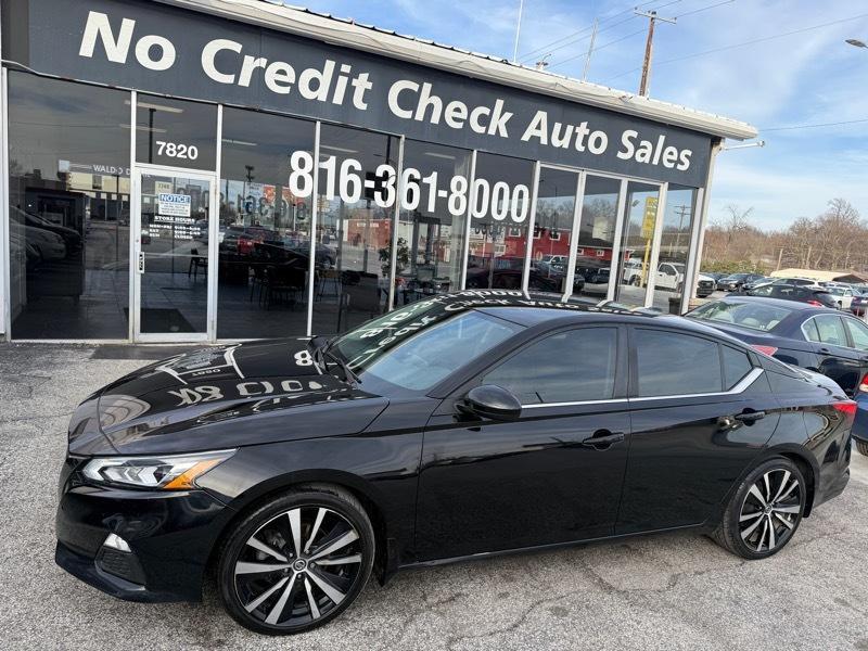 2022 Nissan Altima 2.5 SR