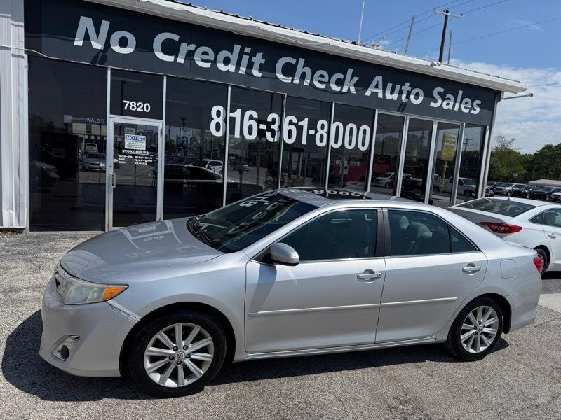 Toyota Camry XLE 2012