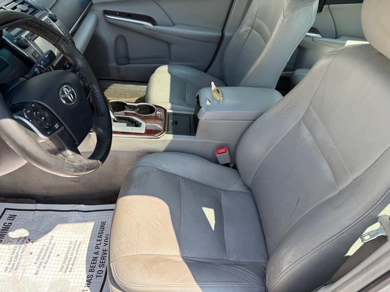 Toyota Camry XLE 2012