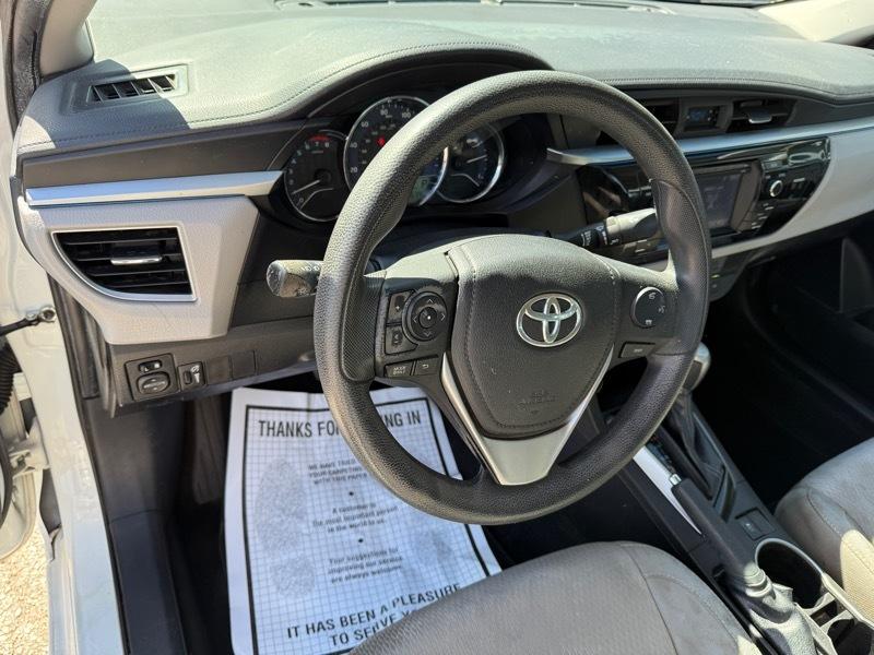 Toyota Corolla LE 2014