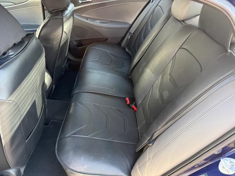Hyundai Sonata SE Auto 2012