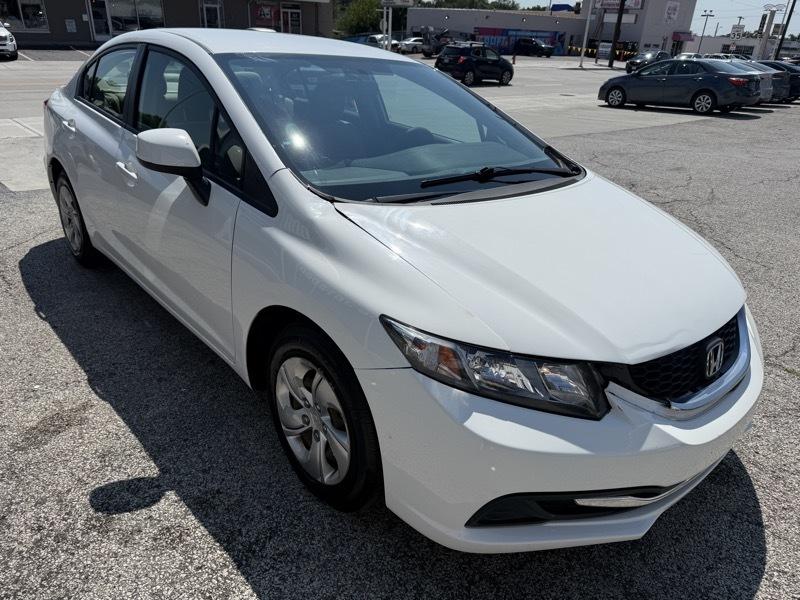 Honda Civic LX Sedan 5-Speed AT 2013
