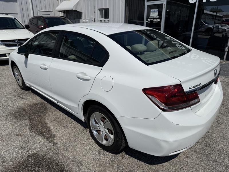 Honda Civic LX Sedan 5-Speed AT 2013