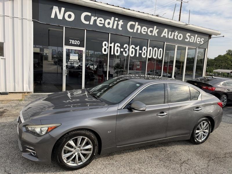 2015 Infiniti Q50 Premium