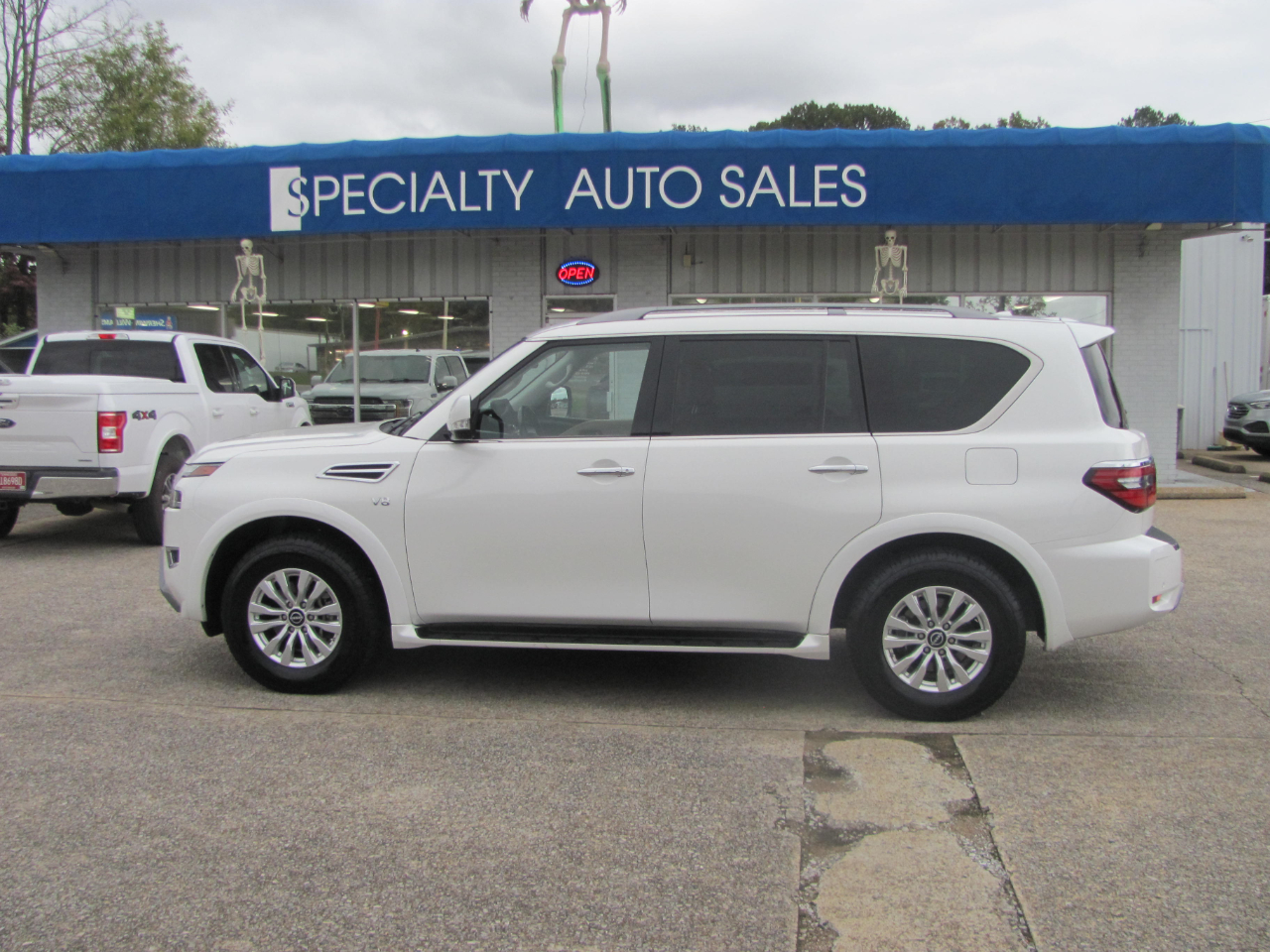 Nissan Armada SV AWD 2022 Nissan Armada SV AWD 2022