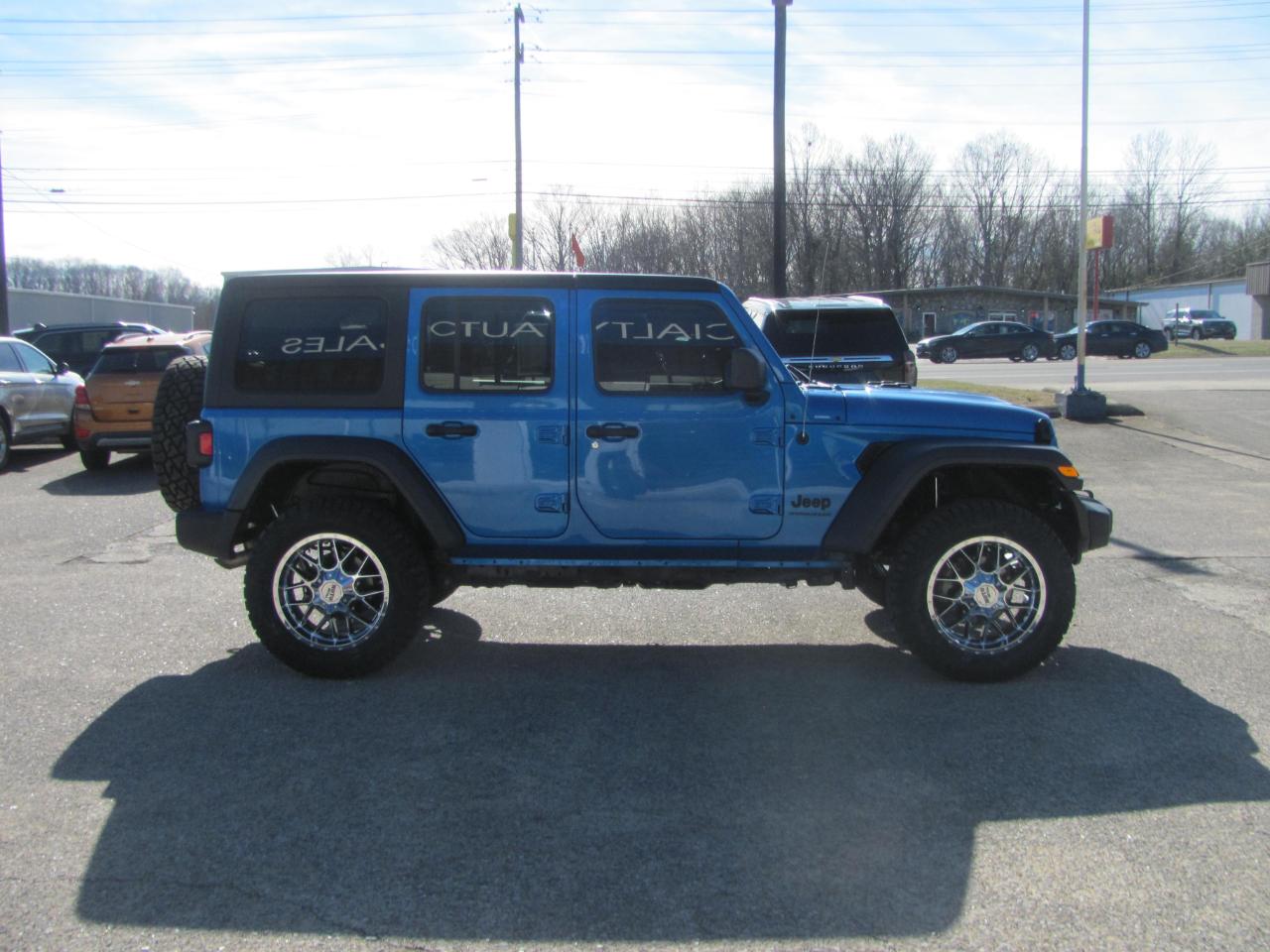 Jeep Wrangler Unlimited Sport 2023