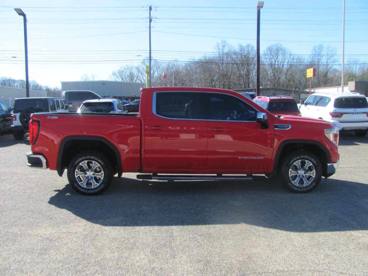 GMC Sierra 1500 SLE Crew Cab Short Box 4WD 2020