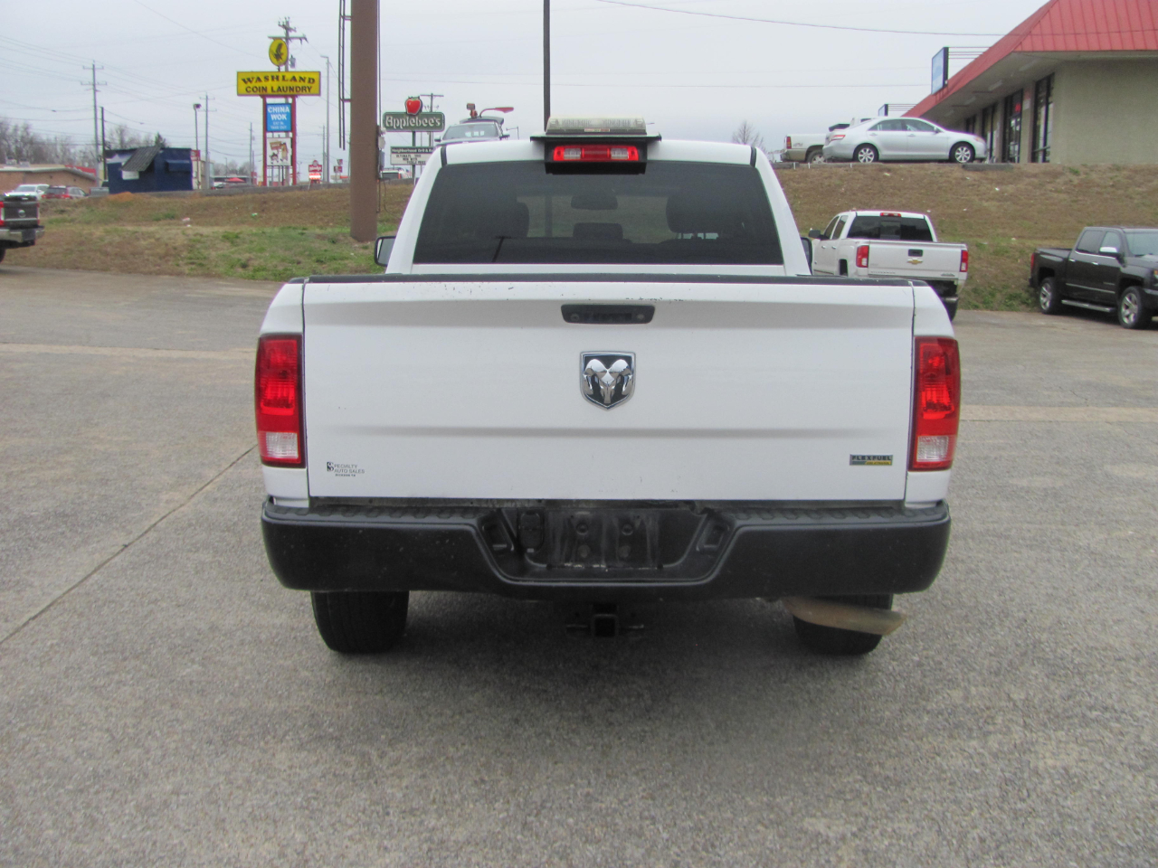 RAM 1500 Tradesman Quad Cab 2WD 2017