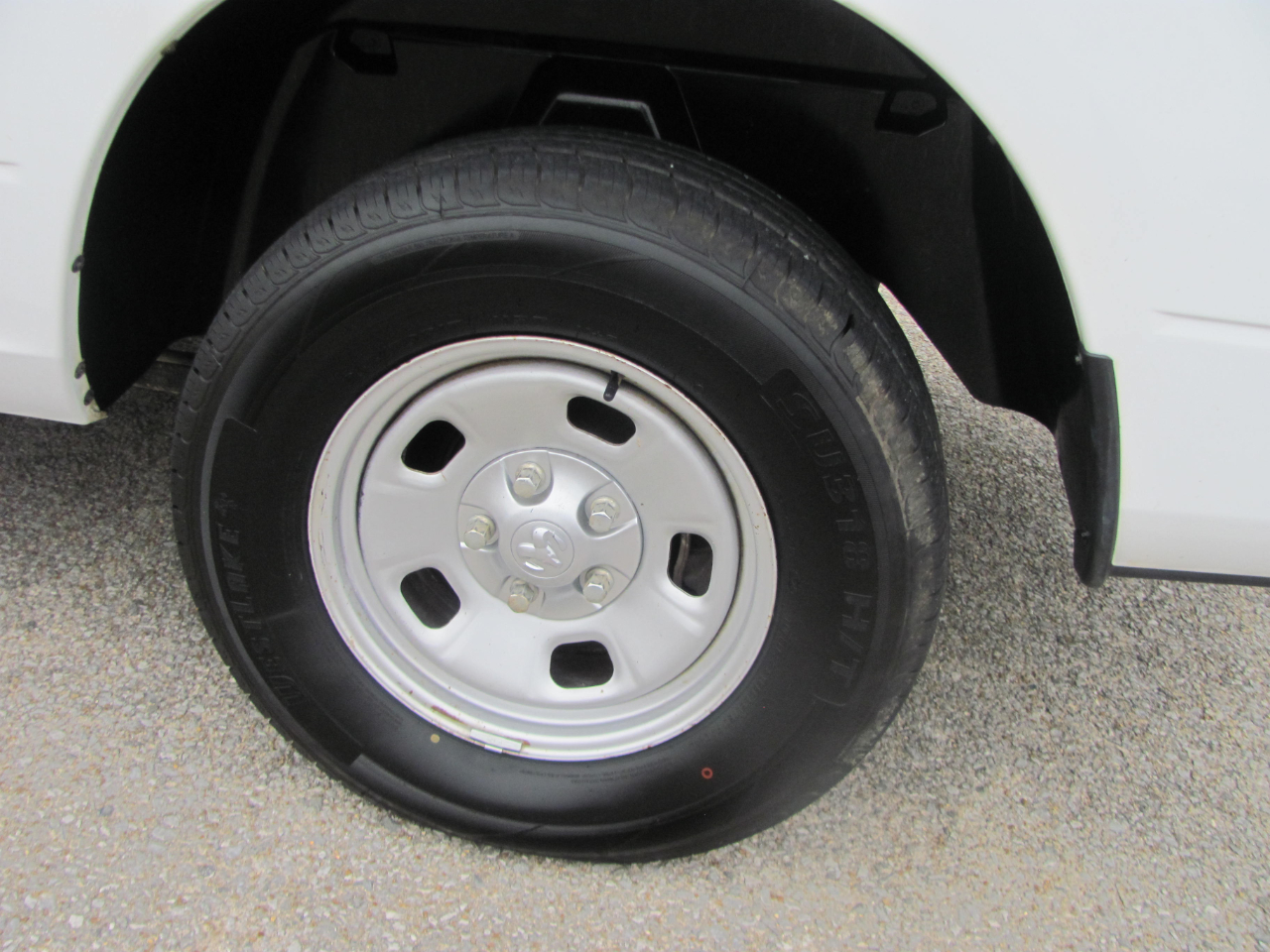 RAM 1500 Tradesman Quad Cab 2WD 2017