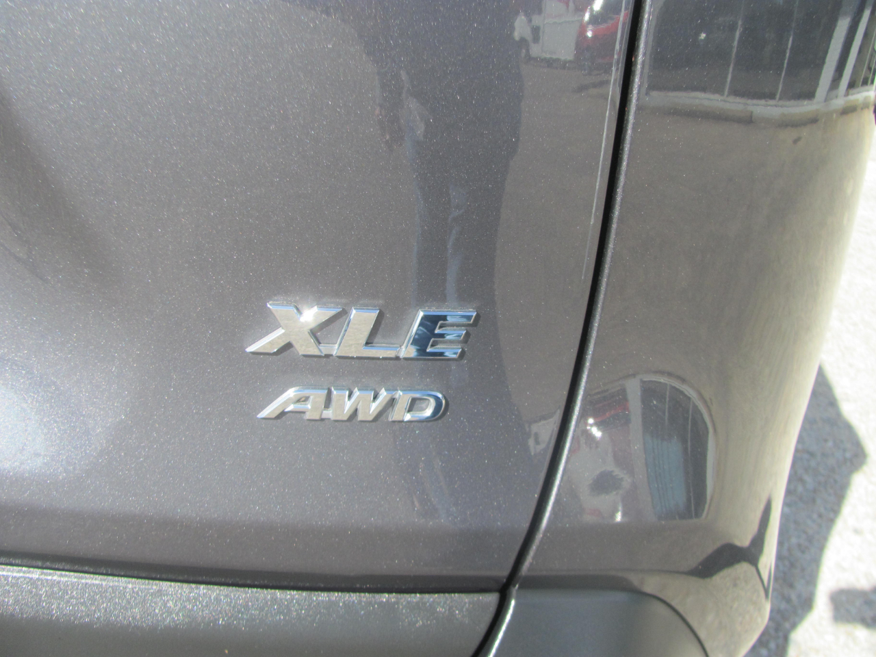 Toyota RAV4 XLE AWD 2024