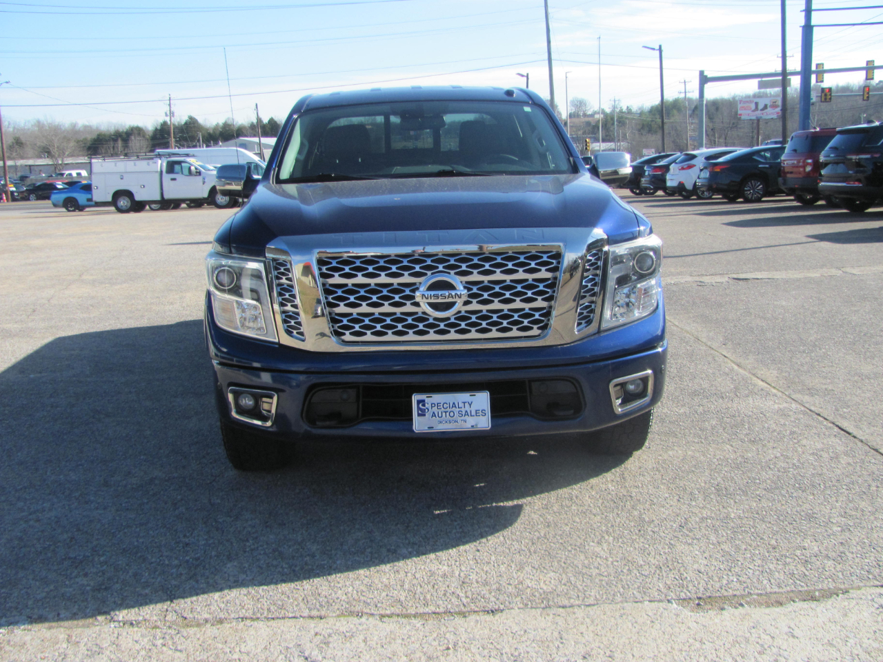 Nissan Titan Platinum Reserve Crew Cab 4WD 2017