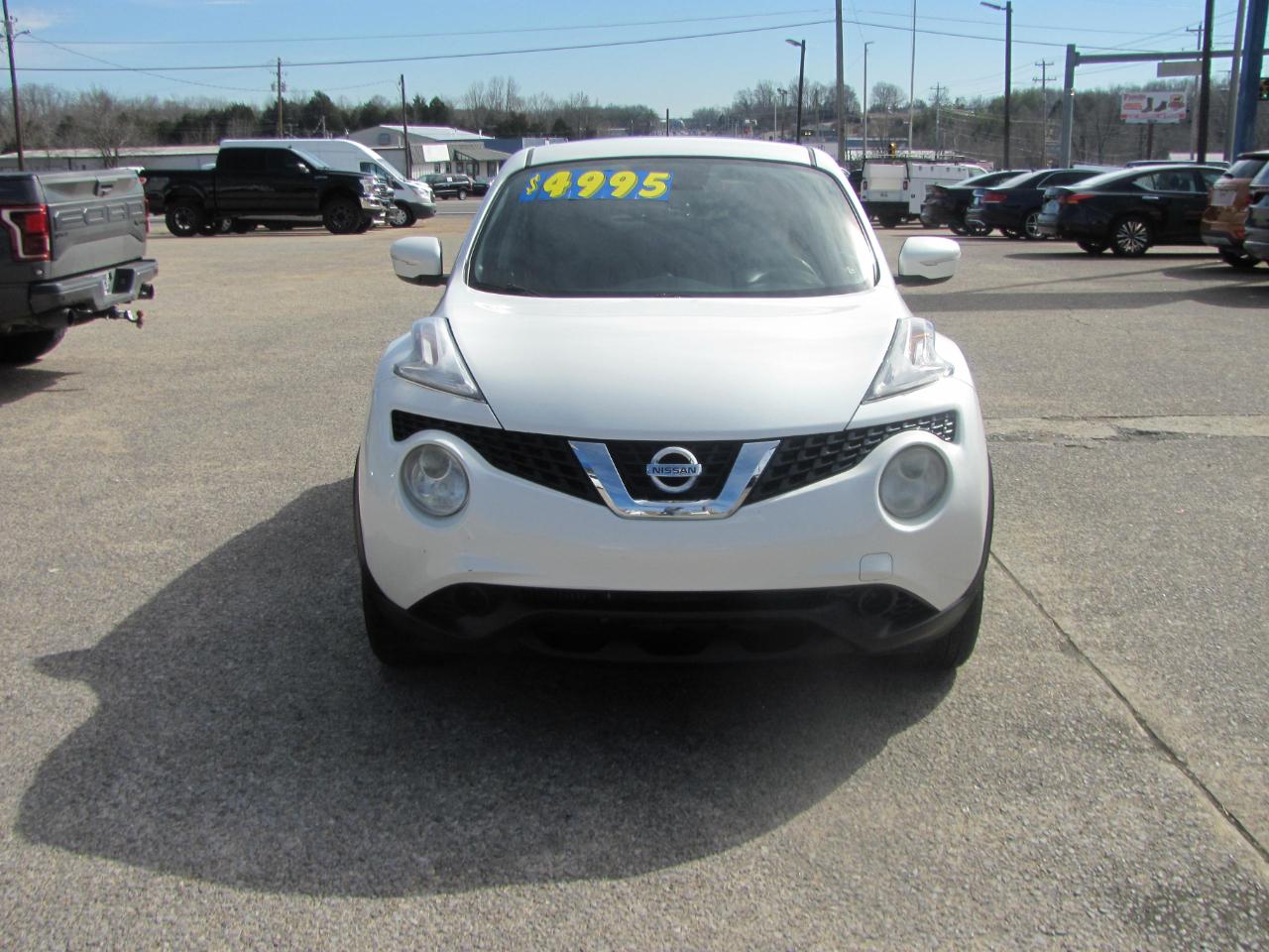 Nissan Juke S FWD 2015