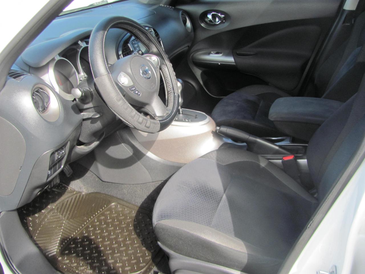 Nissan Juke S FWD 2015