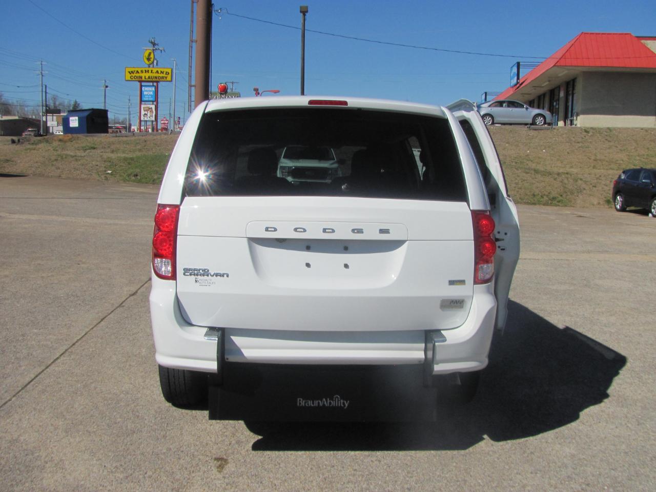 Dodge Grand Caravan SE 2019