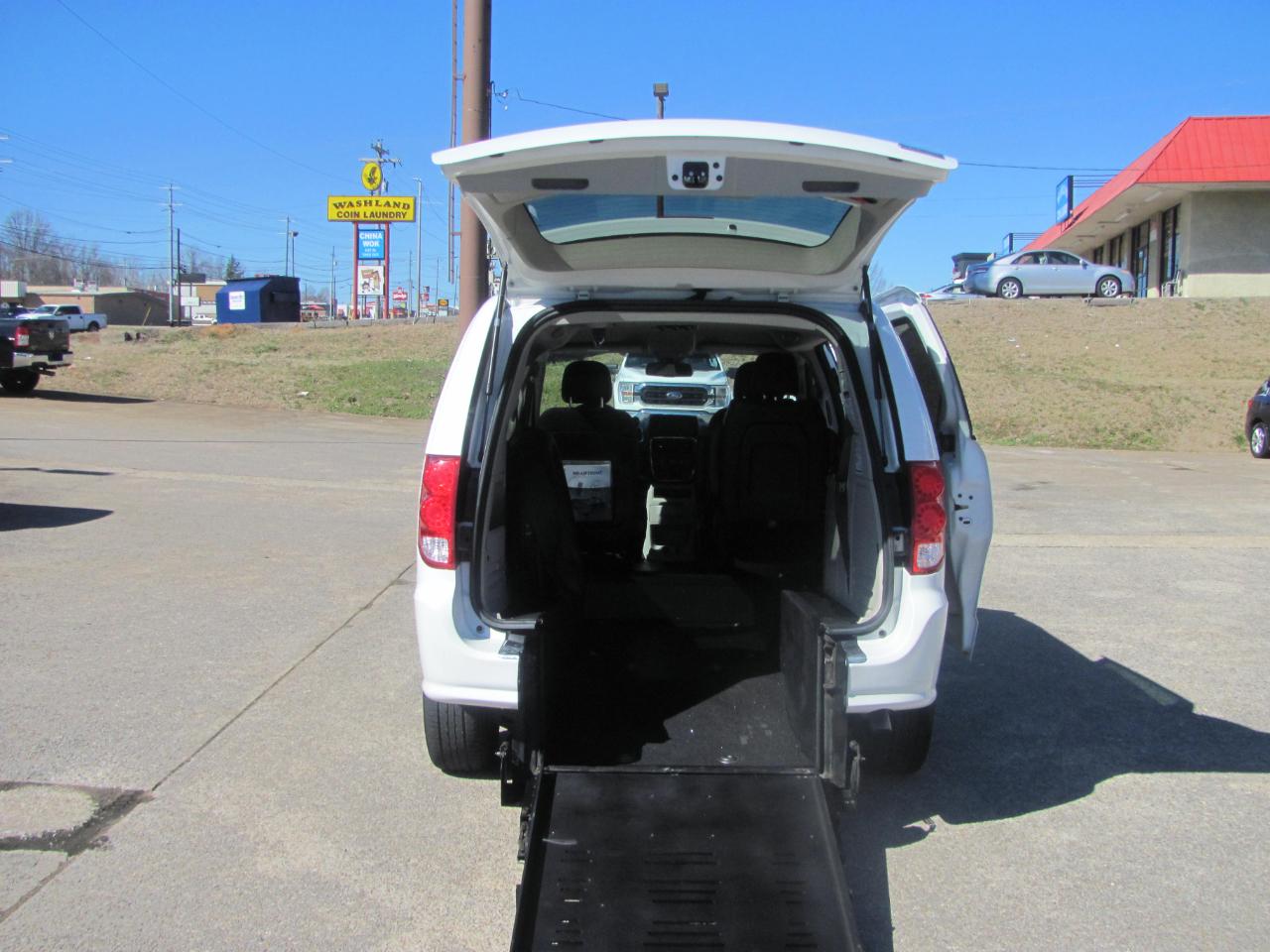 Dodge Grand Caravan SE 2019