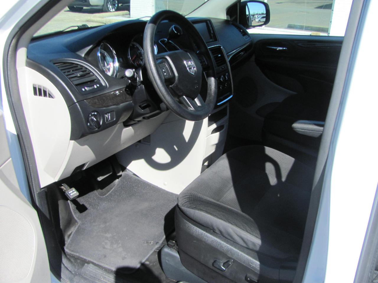 Dodge Grand Caravan SE 2019