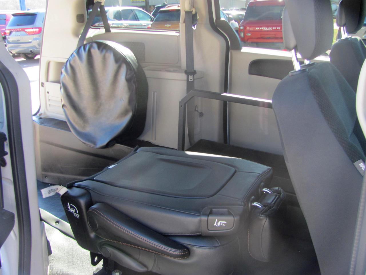 Dodge Grand Caravan SE 2019