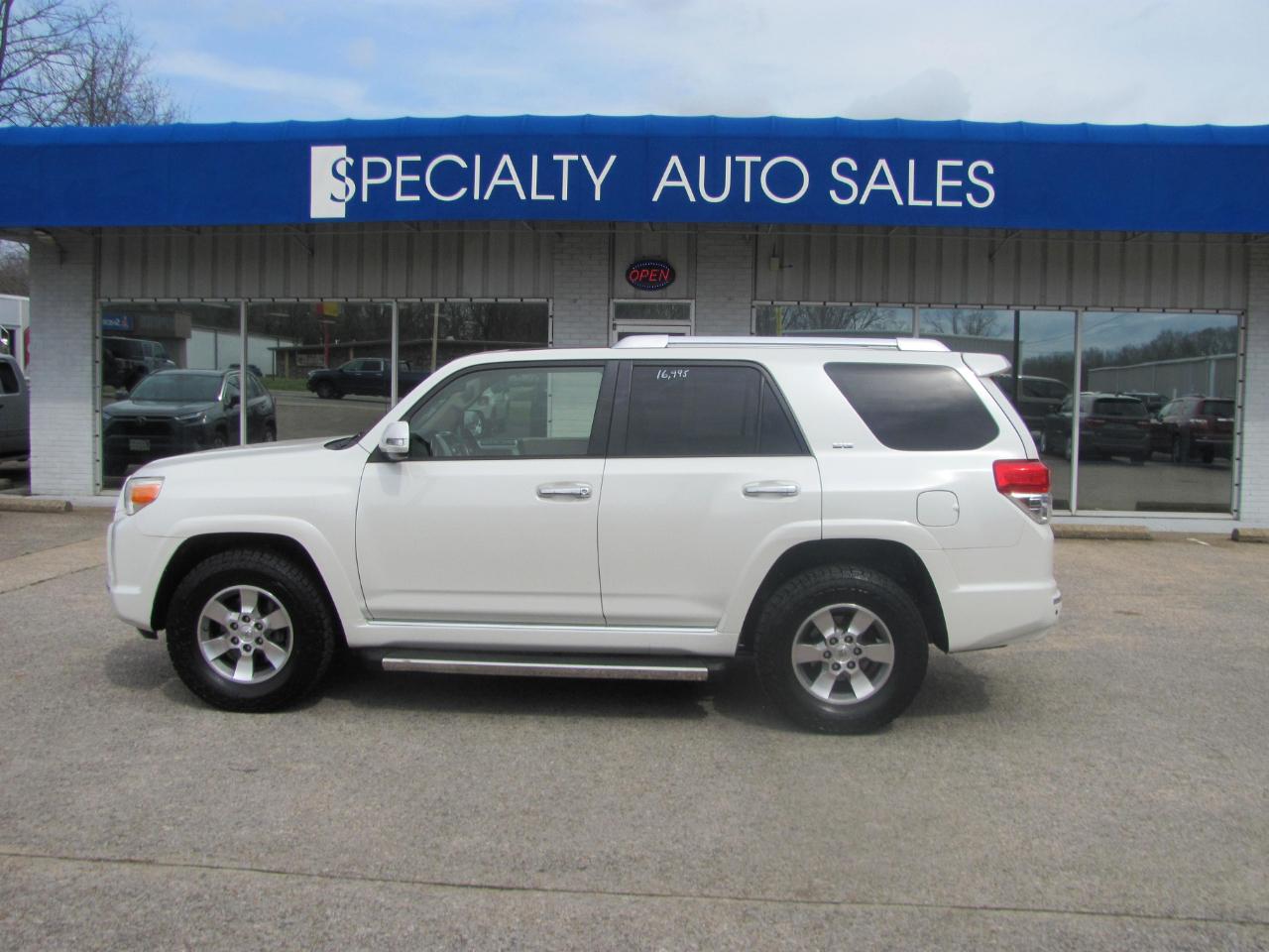 Toyota 4Runner SR5 4WD 2013