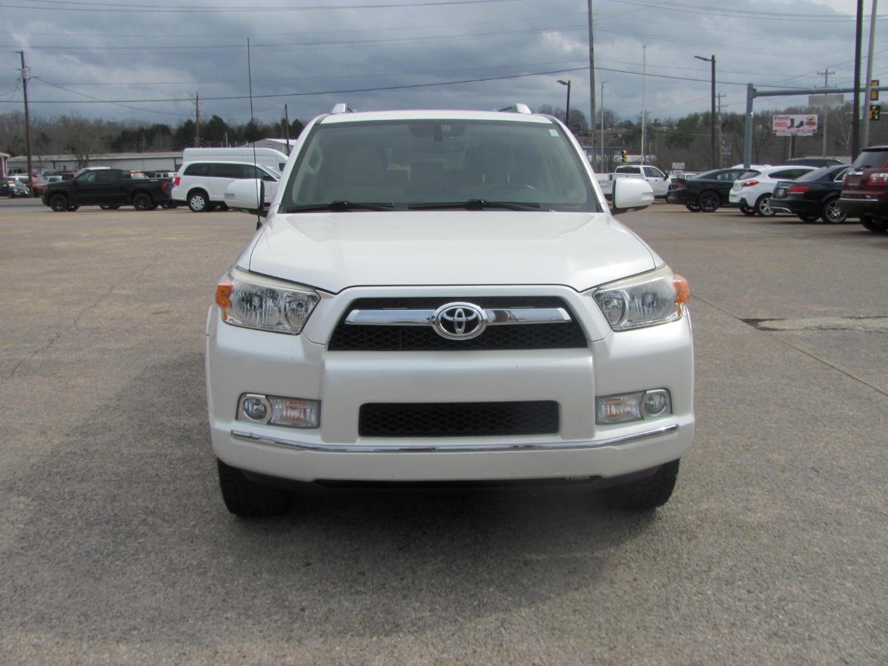 Toyota 4Runner SR5 4WD 2013