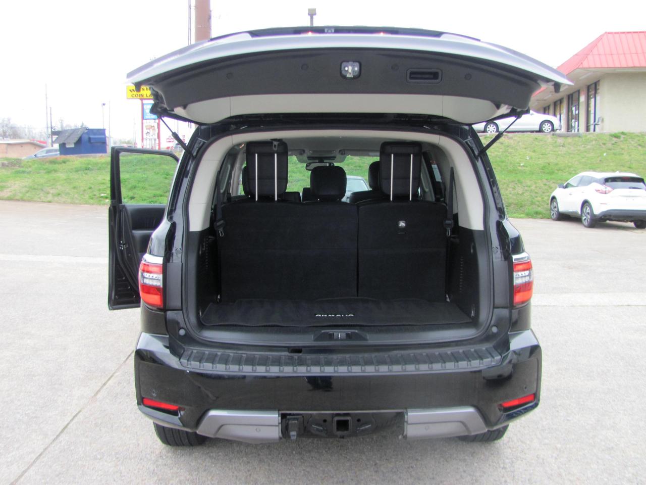 Nissan Armada SV AWD 2024