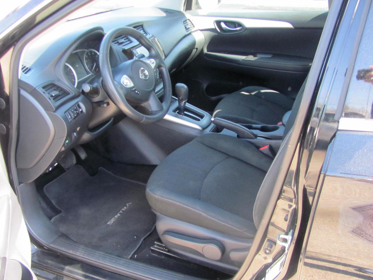 Nissan Sentra S CVT 2019