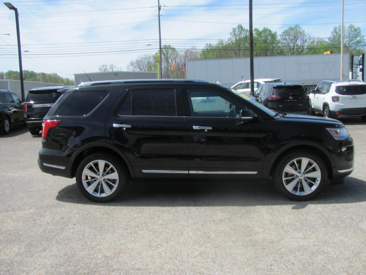 Ford Explorer Limited FWD 2019