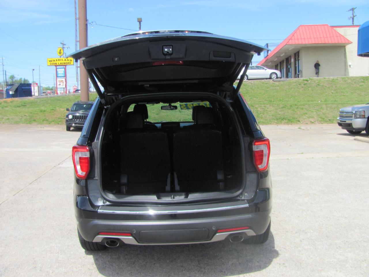 Ford Explorer Limited FWD 2019