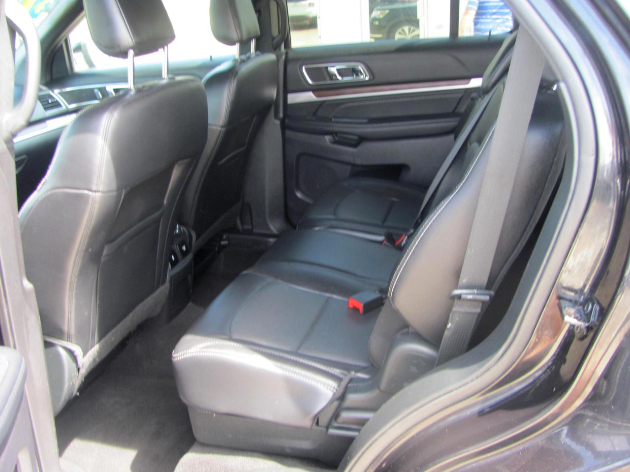 Ford Explorer Limited FWD 2019