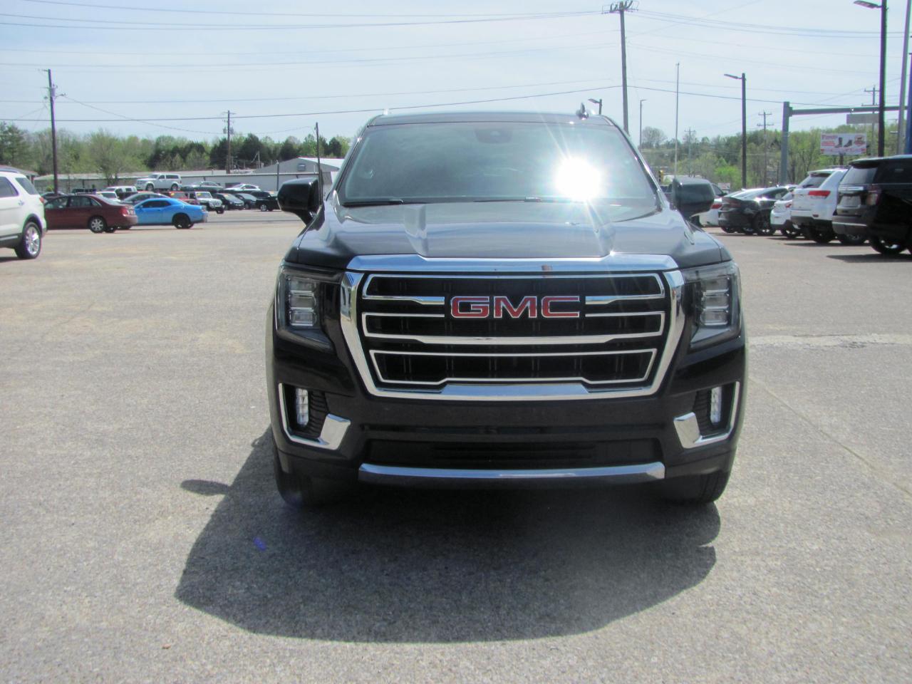 GMC Yukon SLT 2WD 2024