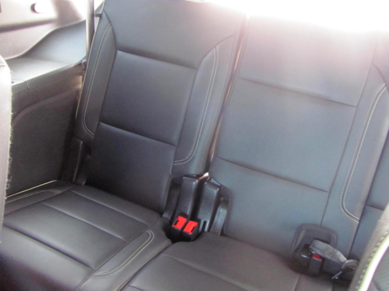 GMC Yukon SLT 2WD 2024