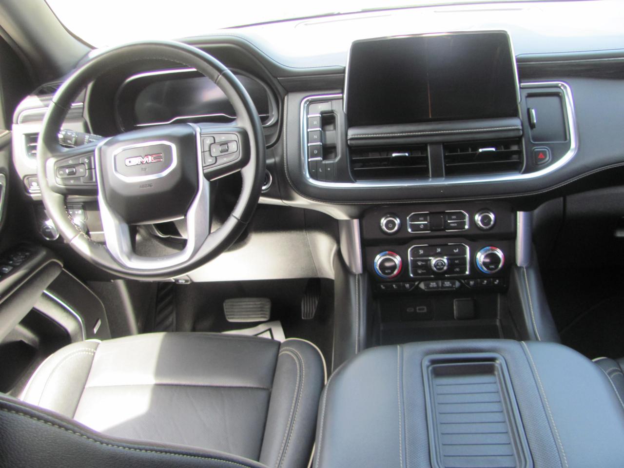 GMC Yukon SLT 2WD 2024