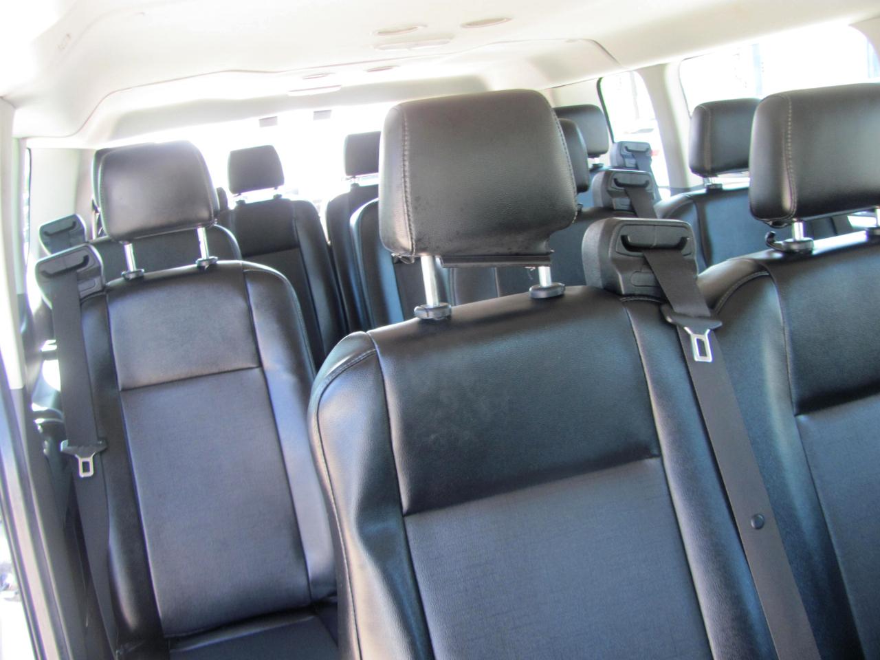 Ford Transit 350 Wagon Low Roof XL 60/40 Pass. 148-in. WB 2020