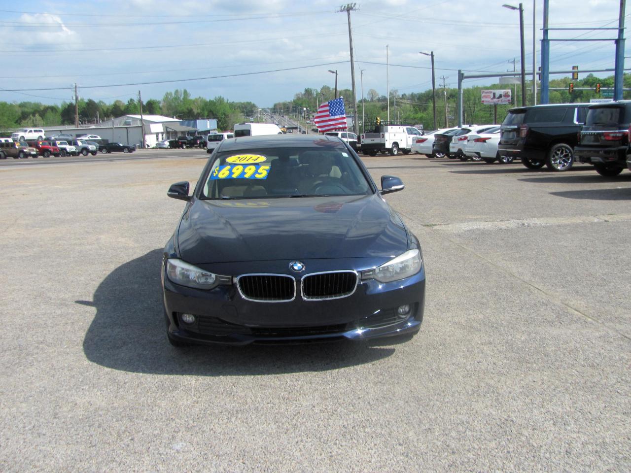 BMW 3-Series 320i Sedan 2014