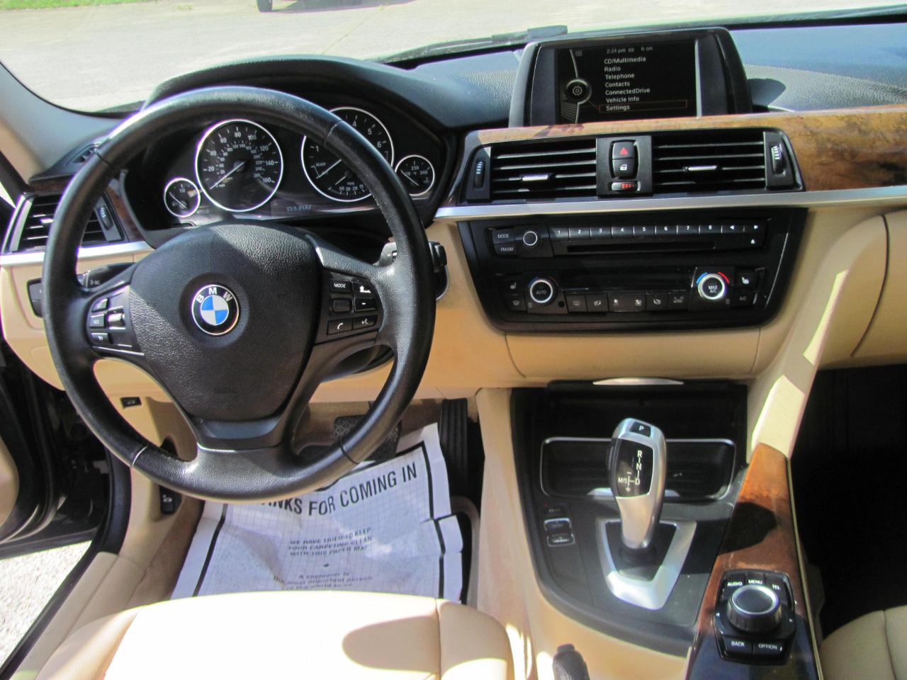 BMW 3-Series 320i Sedan 2014