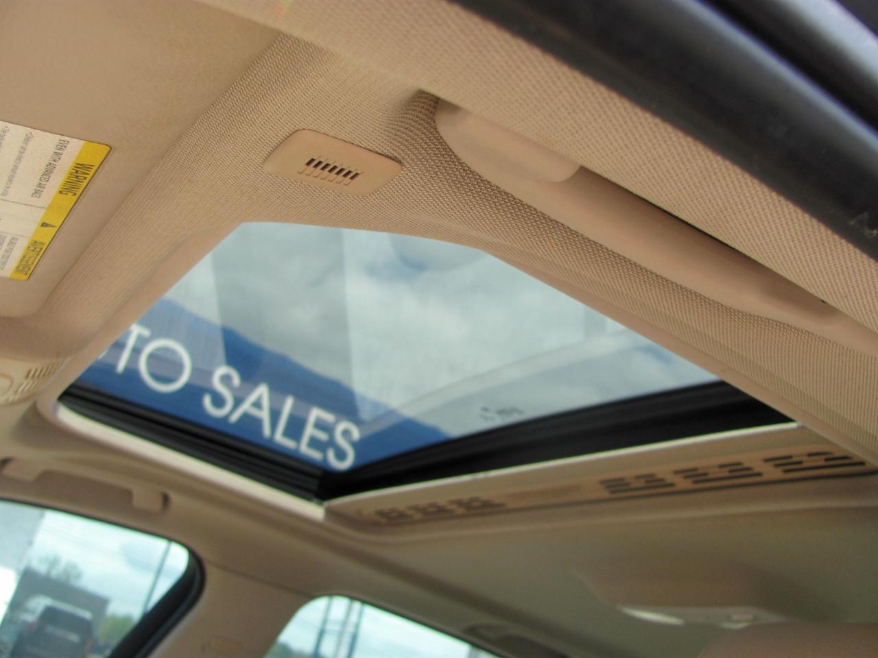 BMW 3-Series 320i Sedan 2014