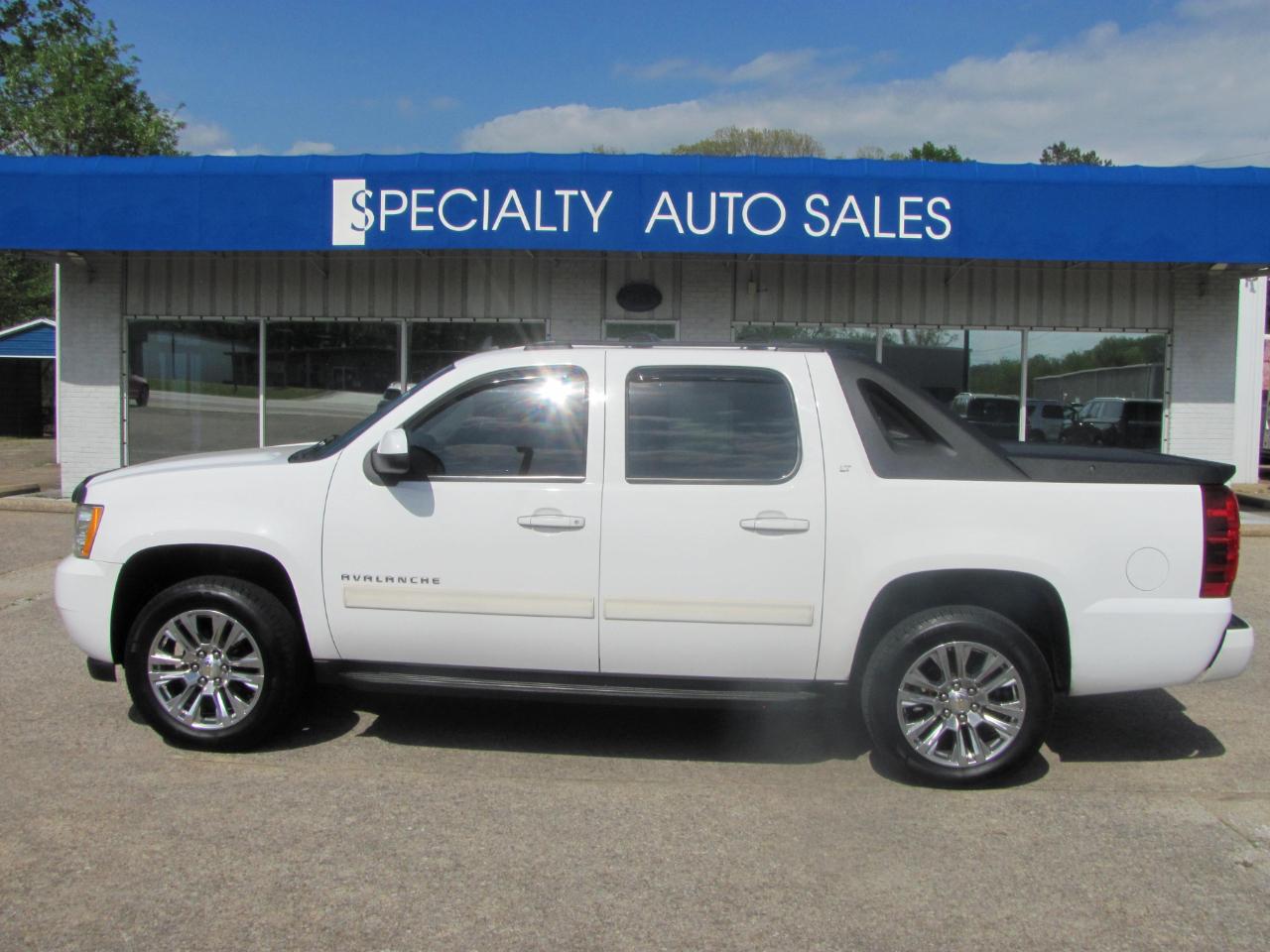 Chevrolet Avalanche LT 4WD 2012