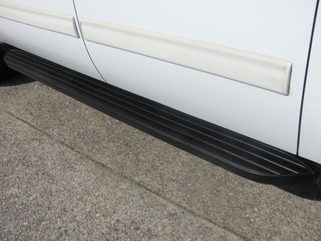 Chevrolet Avalanche LT 4WD 2012