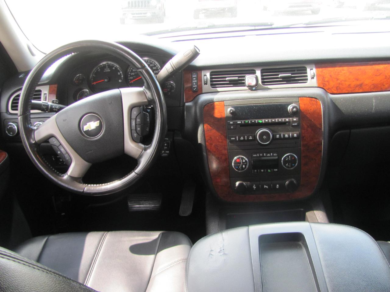 Chevrolet Avalanche LT 4WD 2012