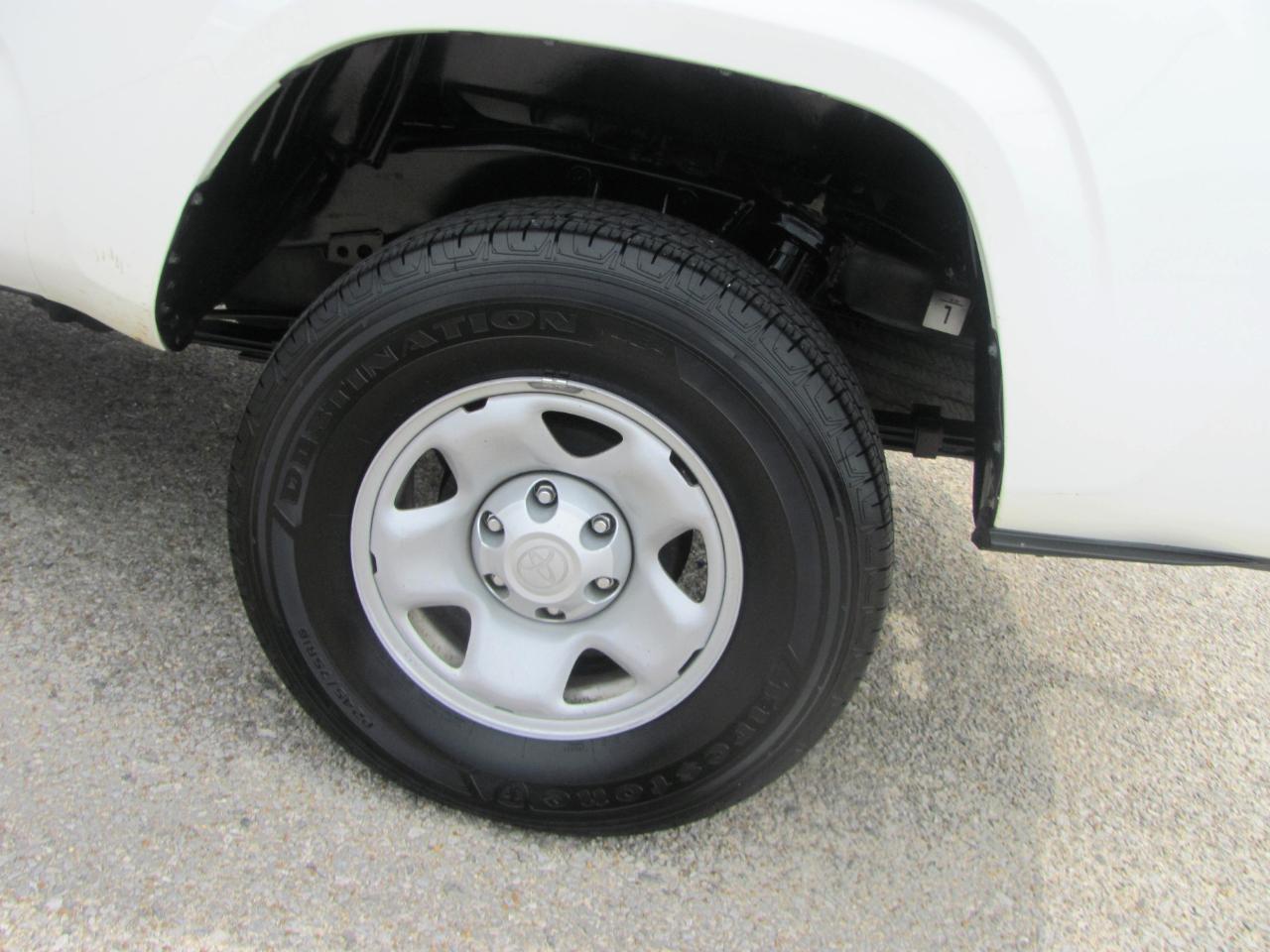 Toyota Tacoma SR5 Access Cab V6 6AT 2WD 2023