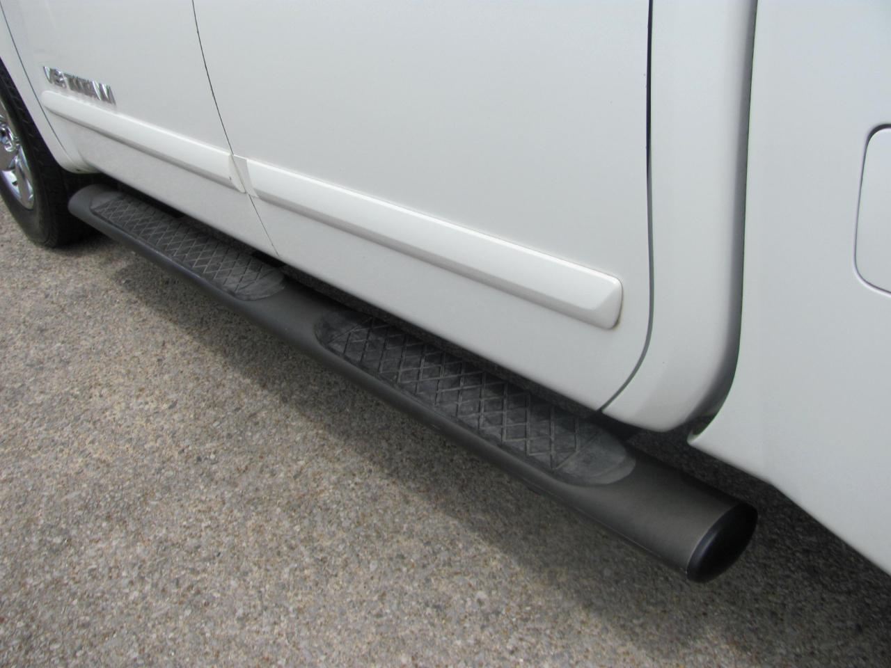 Nissan Titan SV Crew Cab 2WD 2014