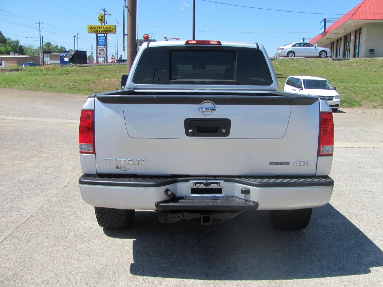 Nissan Titan S Crew Cab 4WD 2014