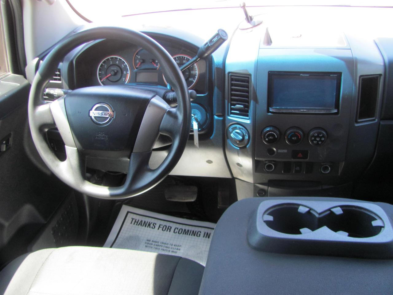 Nissan Titan S Crew Cab 4WD 2014
