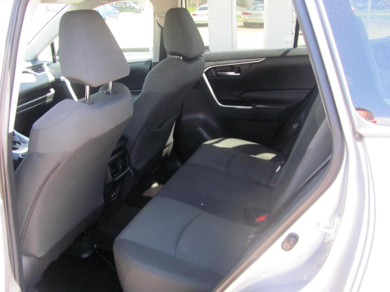Toyota RAV4 XLE 2021