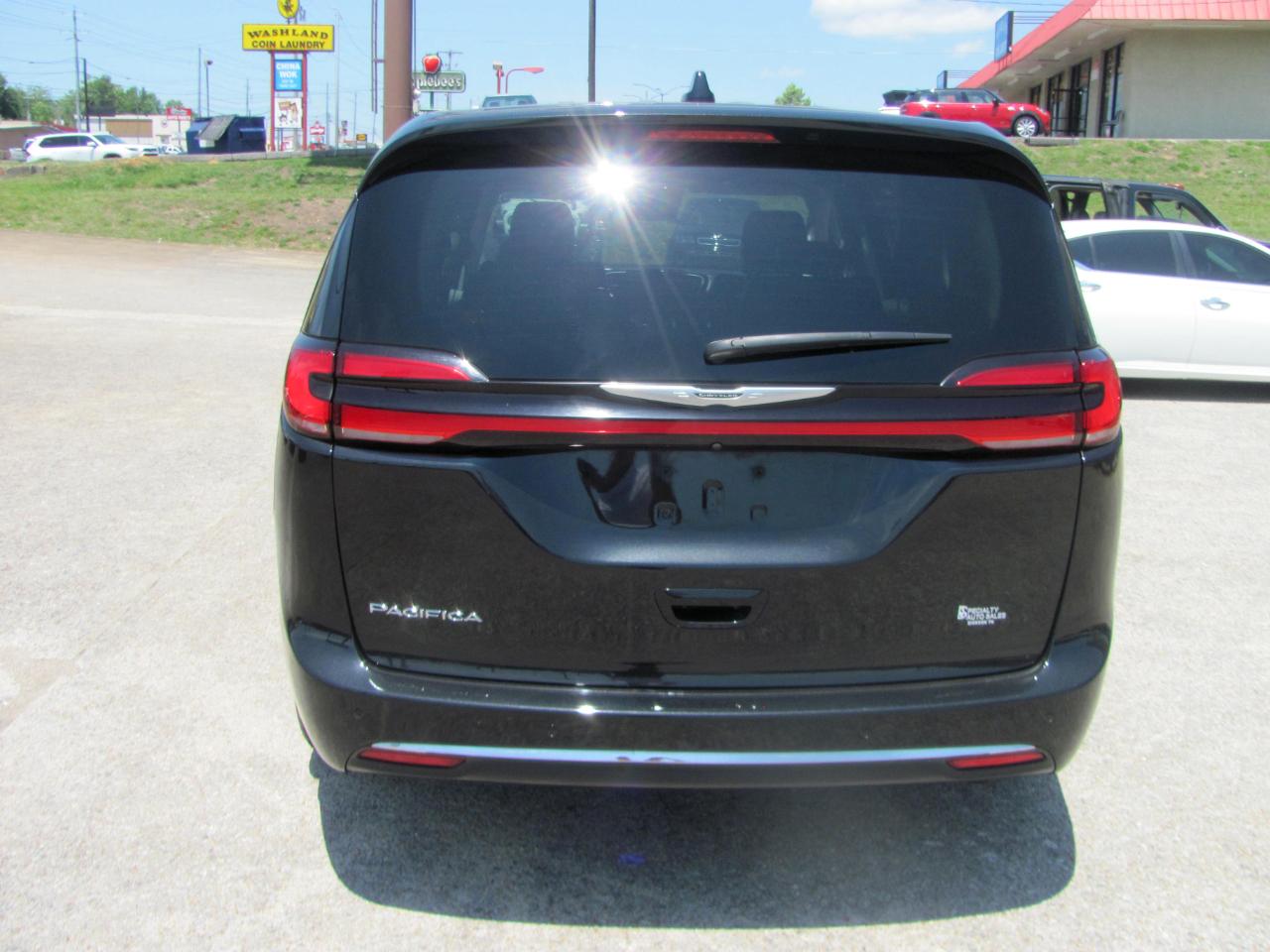 Chrysler Pacifica Touring L 2023