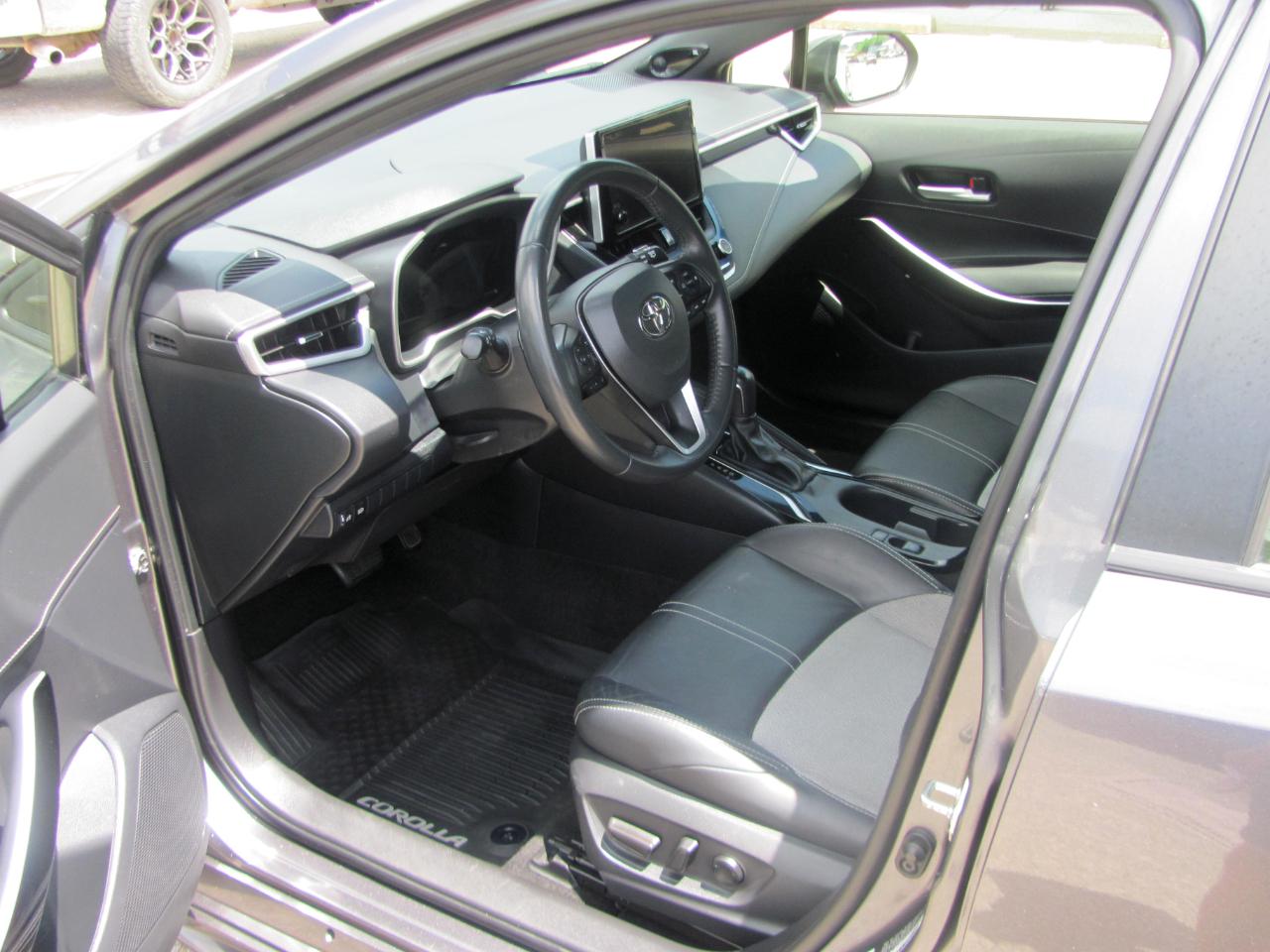 Toyota Corolla XSE Hatchback 2023