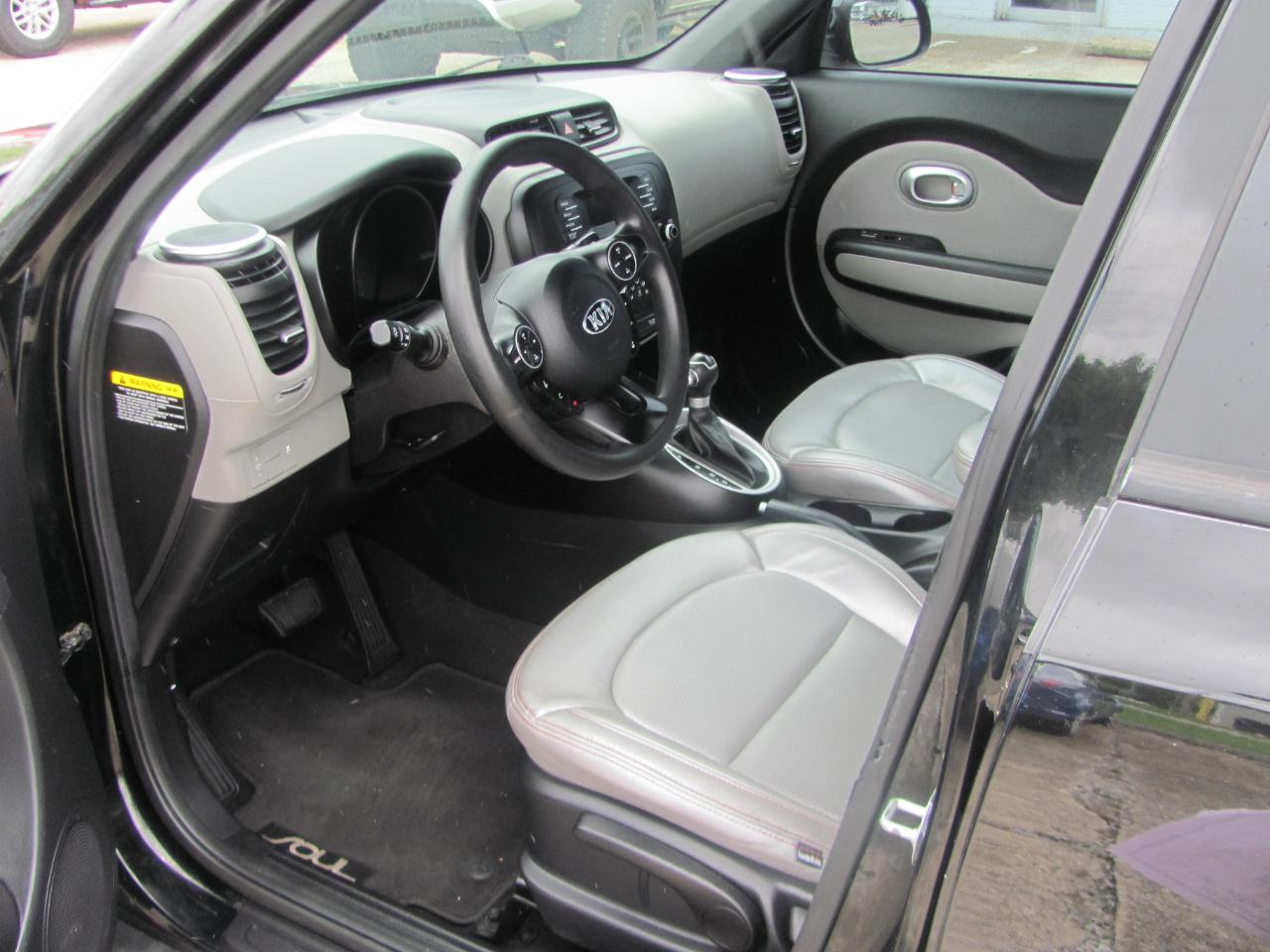 Kia Soul Base 6A 2016